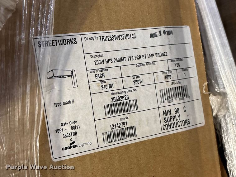 image for item EO4126 Light fixtures 