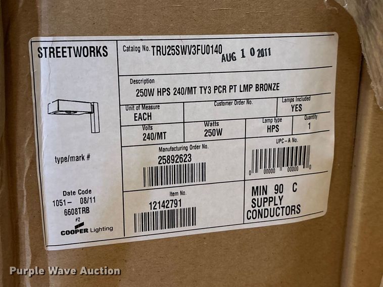 image for item EO4126 Light fixtures 