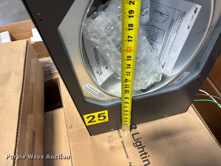 image for item EO4126 Light fixtures 