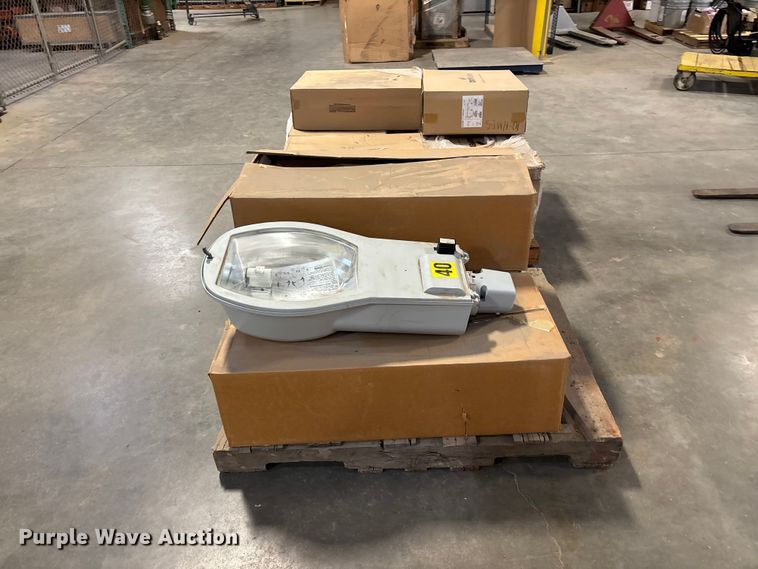 image for item EO4126 Light fixtures 