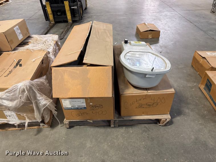 image for item EO4126 Light fixtures 