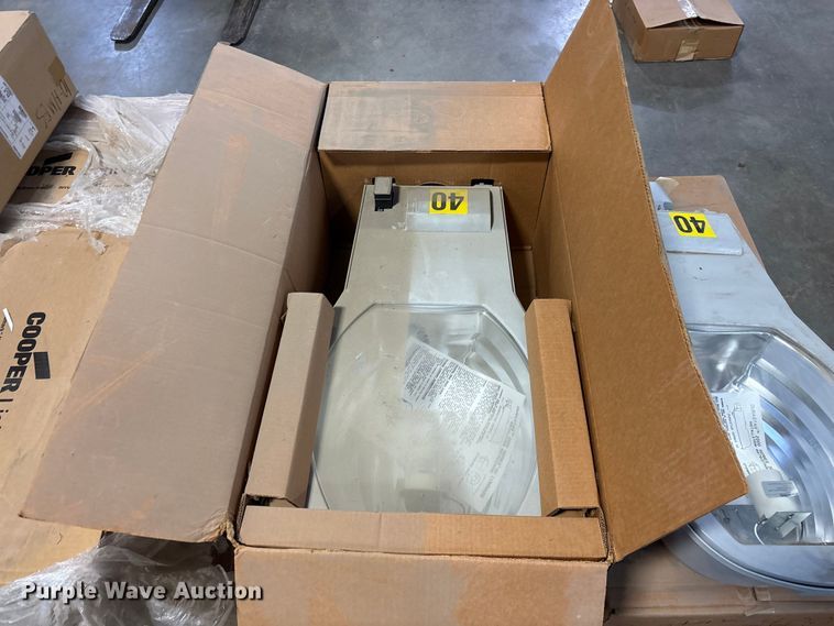 image for item EO4126 Light fixtures 