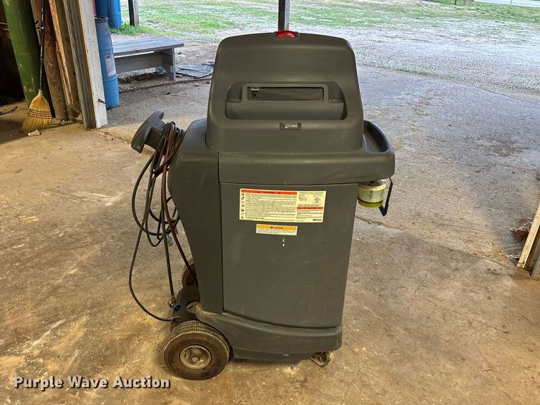 image for item EO4129 Robinair  34988 AC service machine