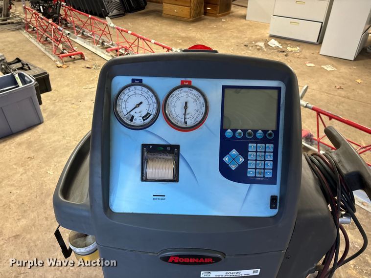 image for item EO4129 Robinair  34988 AC service machine