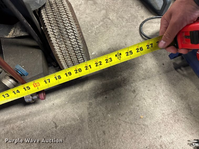 image for item EO4129 Robinair  34988 AC service machine