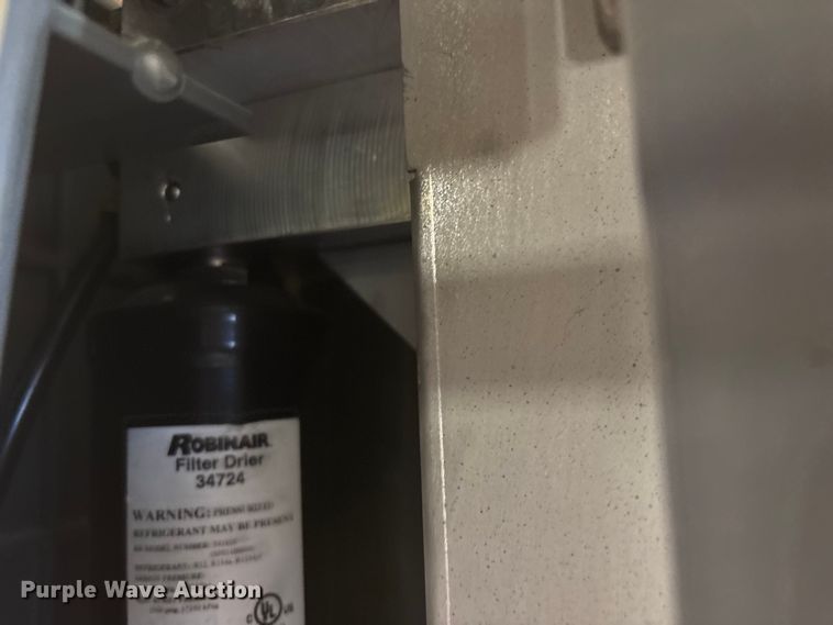 image for item EO4129 Robinair  34988 AC service machine
