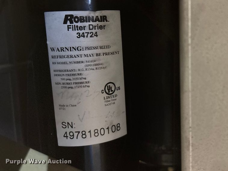 image for item EO4129 Robinair  34988 AC service machine