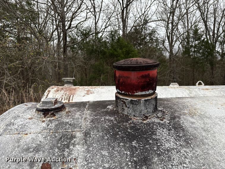 image for item EO4131 Fuel tank