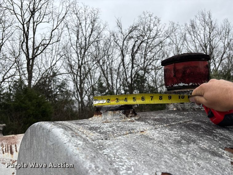 image for item EO4131 Fuel tank