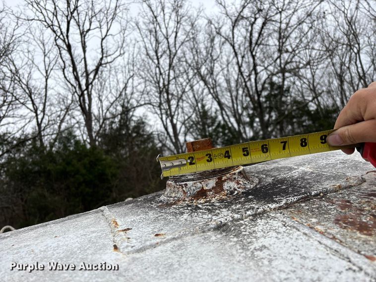 image for item EO4131 Fuel tank