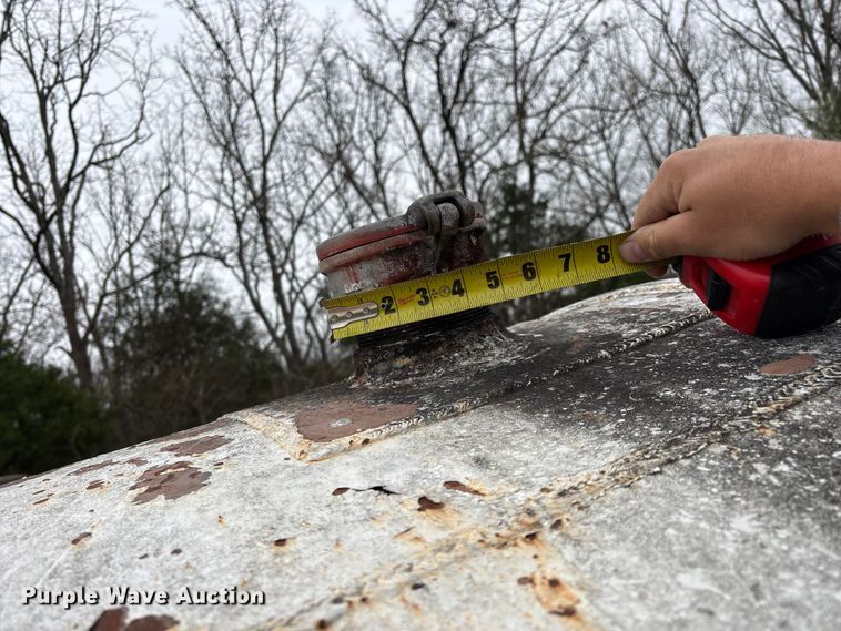 image for item EO4131 Fuel tank