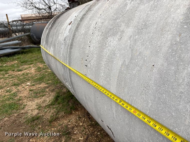 image for item EO4131 Fuel tank