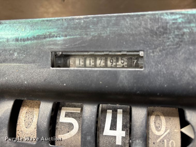 image for item EO4133 (3) Bennett 3913 fuel pumps