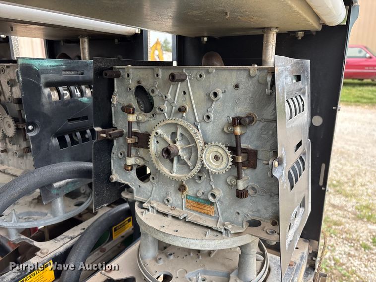 image for item EO4133 (3) Bennett 3913 fuel pumps