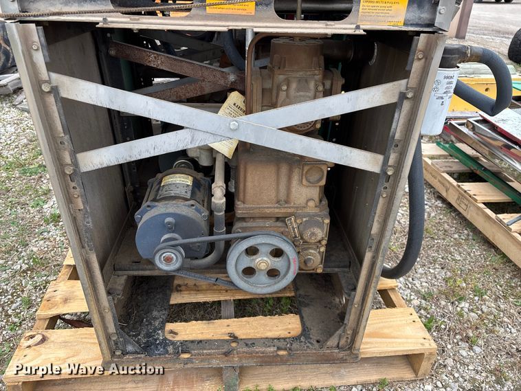 image for item EO4133 (3) Bennett 3913 fuel pumps