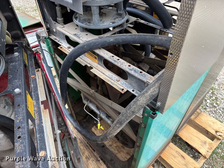 image for item EO4133 (3) Bennett 3913 fuel pumps