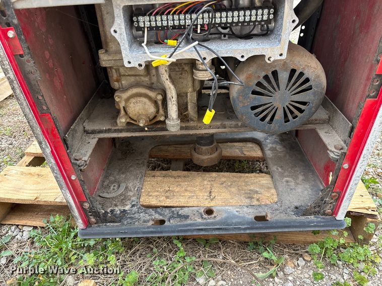 image for item EO4133 (3) Bennett 3913 fuel pumps