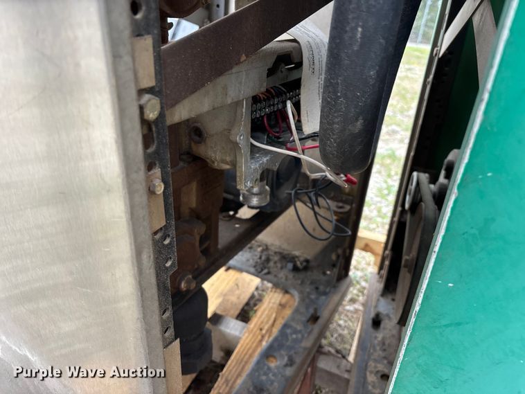 image for item EO4133 (3) Bennett 3913 fuel pumps