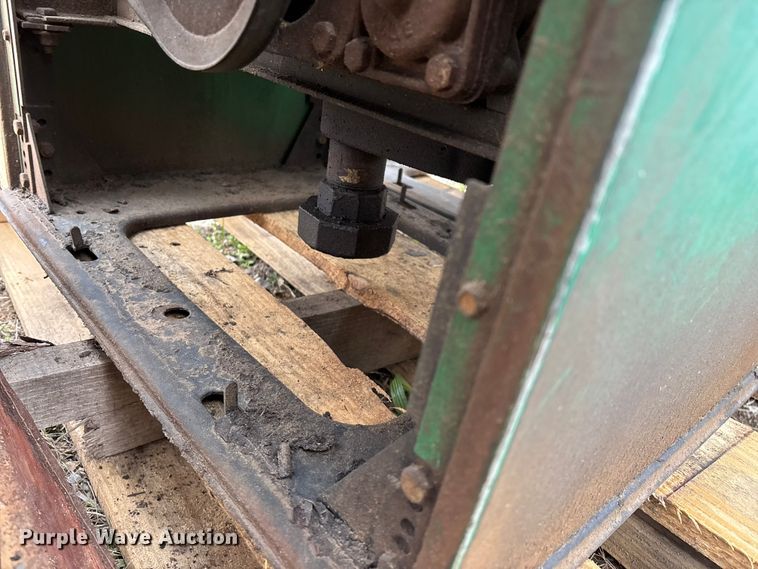 image for item EO4133 (3) Bennett 3913 fuel pumps