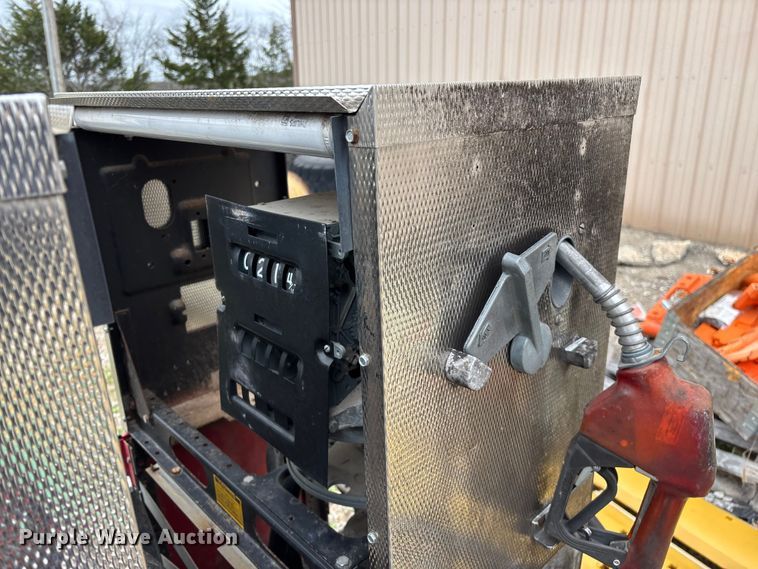 image for item EO4133 (3) Bennett 3913 fuel pumps