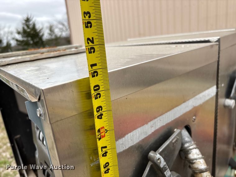 image for item EO4133 (3) Bennett 3913 fuel pumps