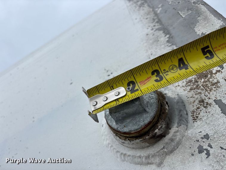 image for item EO4135 Fuel tank