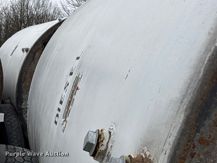 image for item EO4137 Fuel tank