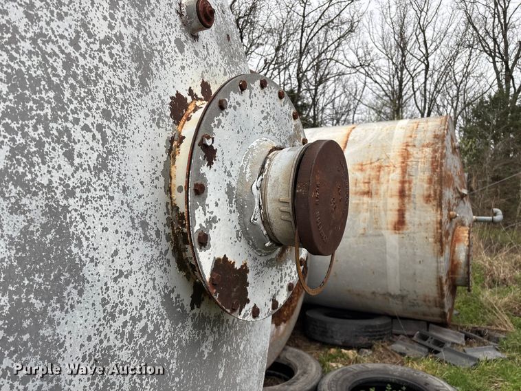 image for item EO4137 Fuel tank