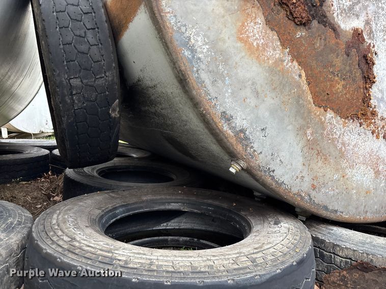 image for item EO4138 Fuel tank