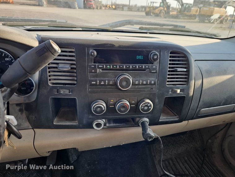 image for item EO7166 2007 Chevrolet Silverado 1500 Ext. Cab pickup truck