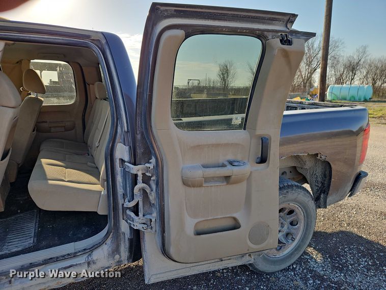image for item EO7166 2007 Chevrolet Silverado 1500 Ext. Cab pickup truck