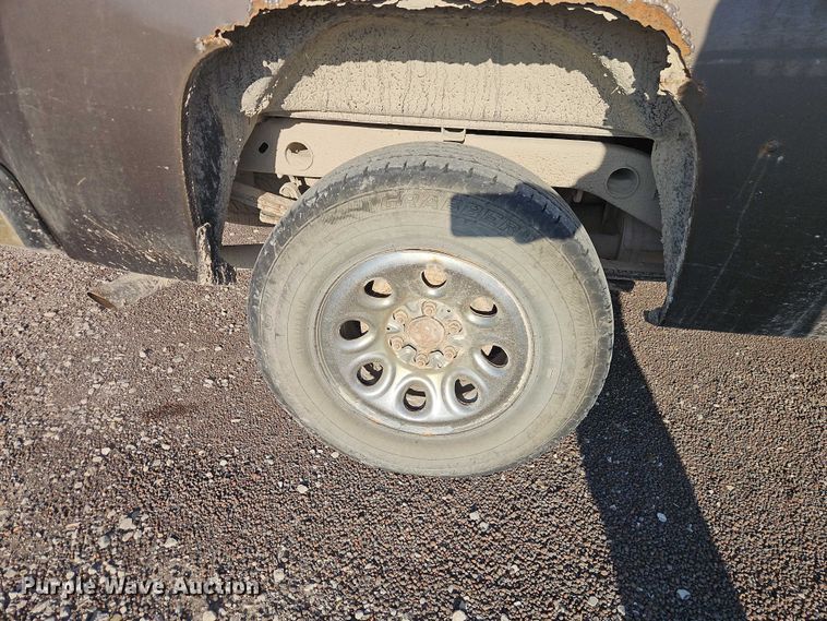 image for item EO7166 2007 Chevrolet Silverado 1500 Ext. Cab pickup truck