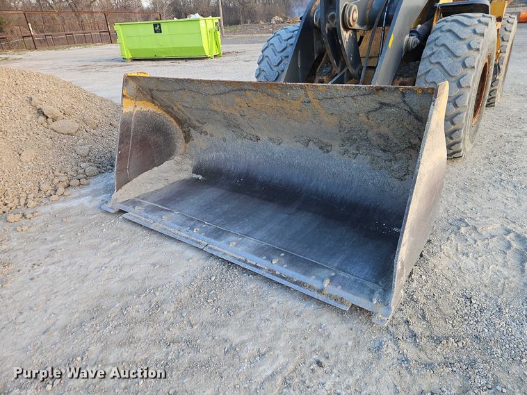 image for item EO7167 2015 John Deere 544K high lift wheel loader