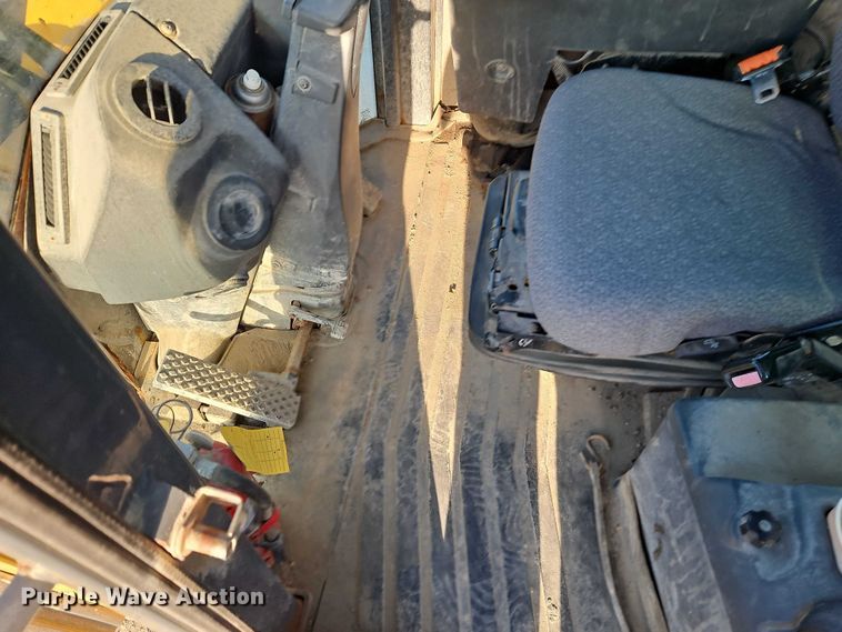 image for item EO7167 2015 John Deere 544K high lift wheel loader