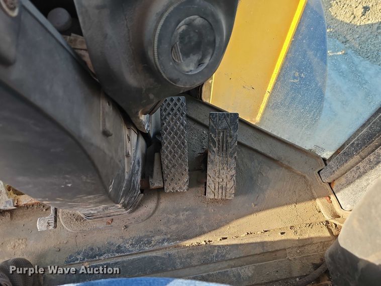 image for item EO7167 2015 John Deere 544K high lift wheel loader