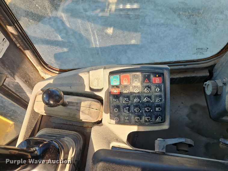 image for item EO7167 2015 John Deere 544K high lift wheel loader