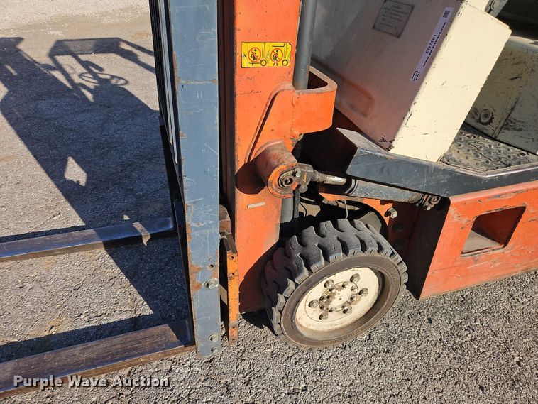 image for item EO7181 Nissan KCPH01A15PV forklift