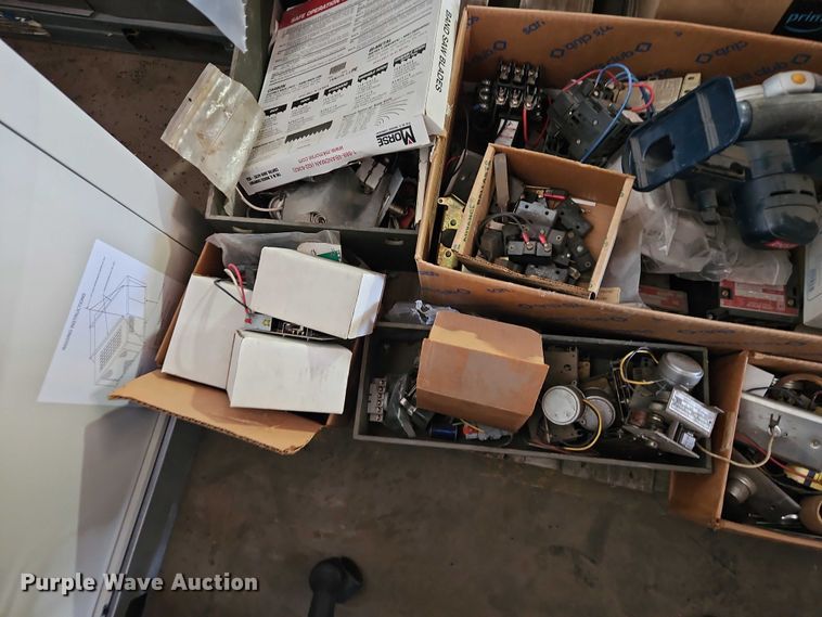 image for item EO7184 Tools