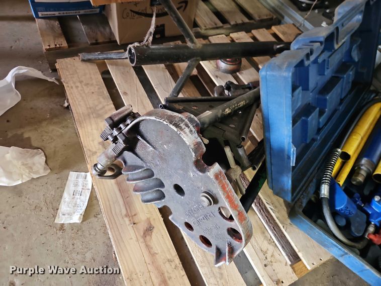 image for item EO7184 Tools