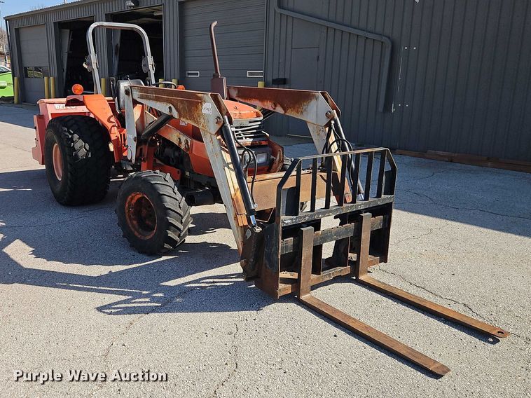 image for item EO7185 Kubota M5700 MFWD tractor