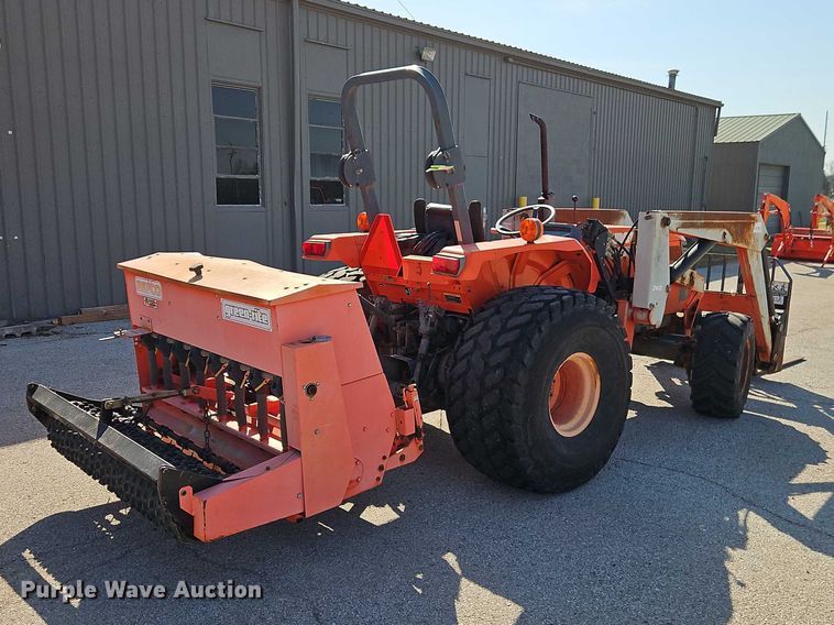 image for item EO7185 Kubota M5700 MFWD tractor