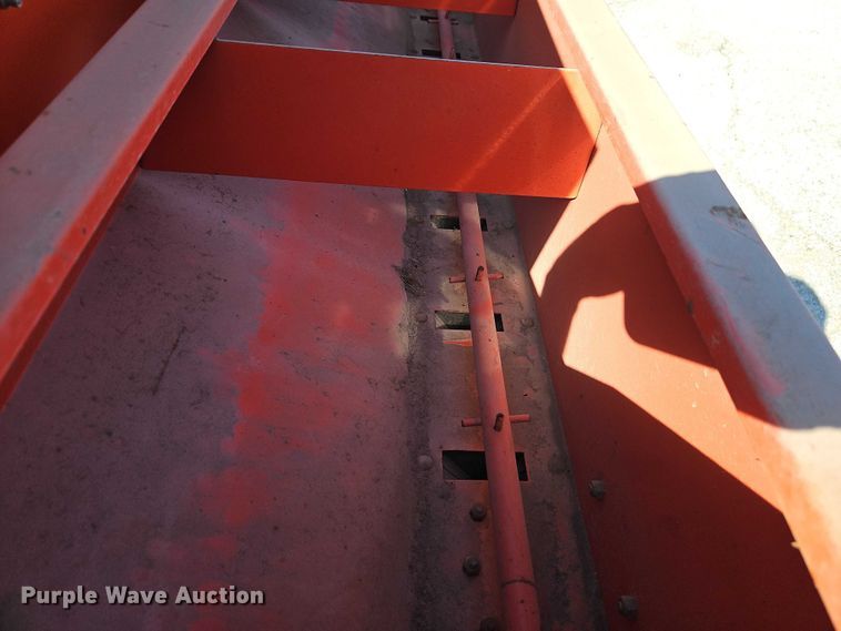 image for item EO7185 Kubota M5700 MFWD tractor