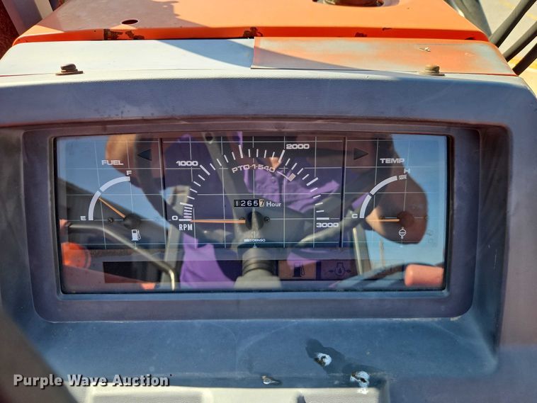 image for item EO7185 Kubota M5700 MFWD tractor