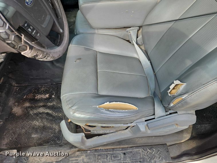 image for item EO7188 2012 Ford F150 Crew Cab pickup truck