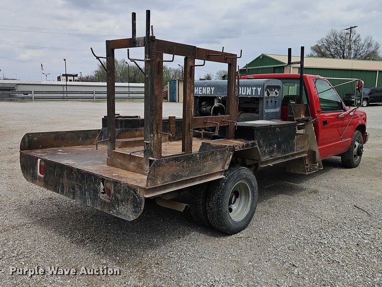 image for item EO7204 1993 Chevrolet C3500 flatbed pickup truck