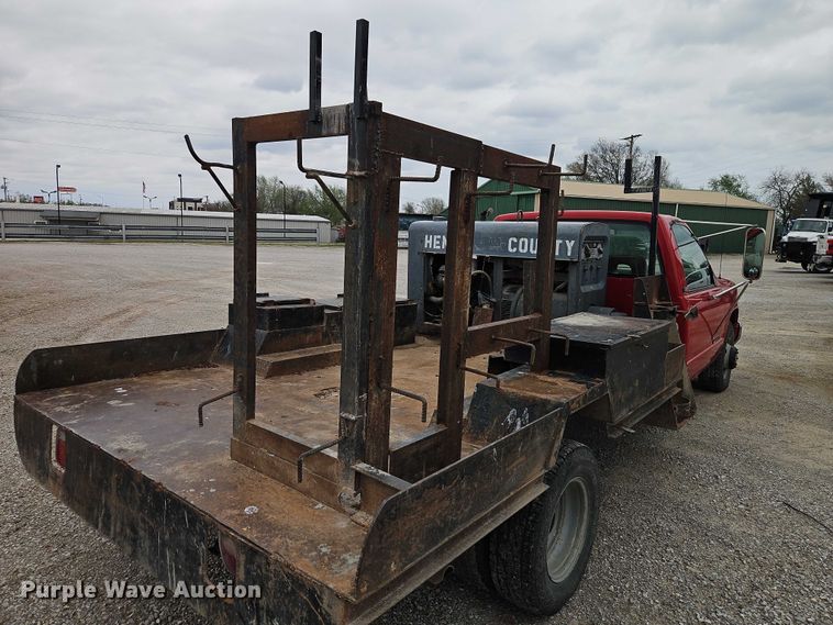 image for item EO7204 1993 Chevrolet C3500 flatbed pickup truck