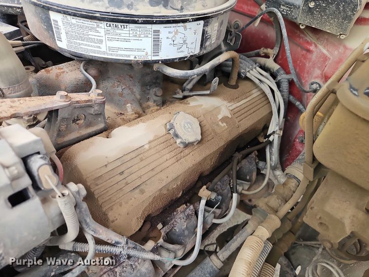 image for item EO7204 1993 Chevrolet C3500 flatbed pickup truck