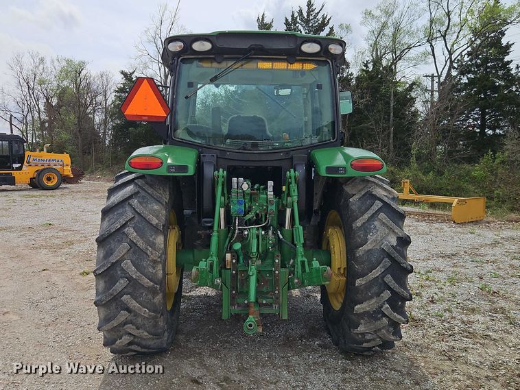 image for item EO7205 John Deere 6125R MFWD tractor