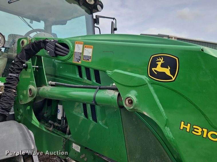 image for item EO7205 John Deere 6125R MFWD tractor