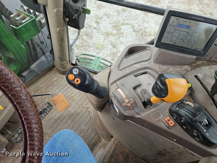 image for item EO7205 John Deere 6125R MFWD tractor